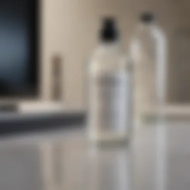 White vinegar and water solution for TV screen cleaning