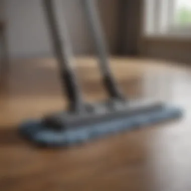 Microfiber mop for laminate flooring